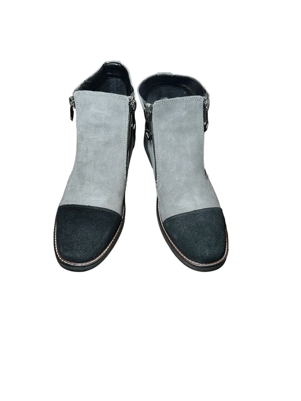 Guess chelsea boots SZ 10